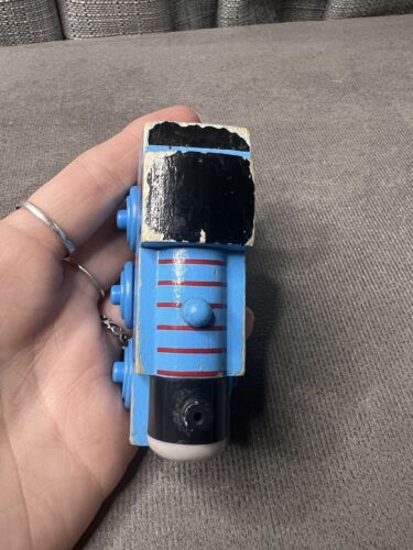 Thomas il carro armato motore amici treno in legno auto piatto magnetico ha usura - Foto 7 di 8