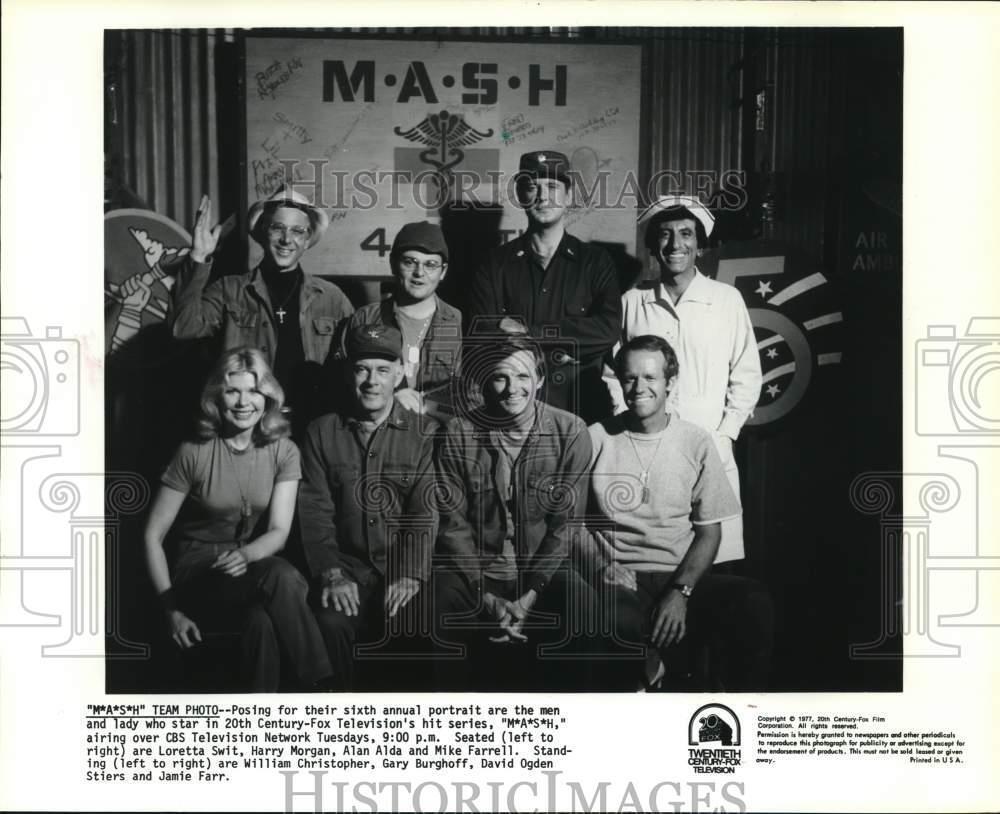 1977 Press Photo The cast of 20th Century-Fox Television's hit