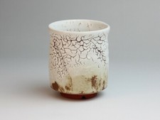Hagi yaki pottery Yunomi Japanese tea cup Kairagi Muffle glaze Artist Kashun