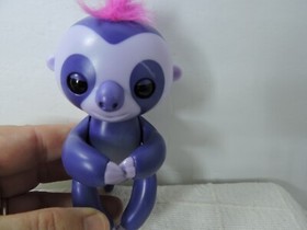 Wow wee baby panda polly pink and purple sloth fingerlings so cute