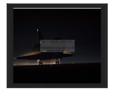 SPACE SHUTTLE ATLANTIS NIGHT LANDING KENNEDY SPACE CENTER 2011 8X10 FRAMED PHOTO