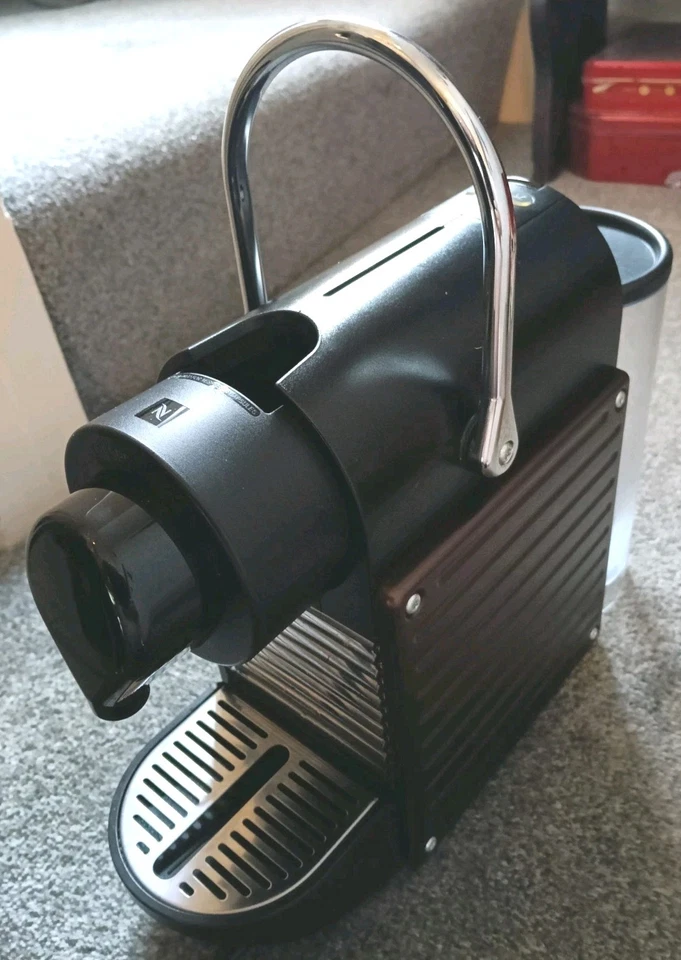Krups Nespresso Pixie XN304T40, photo 2 of 5