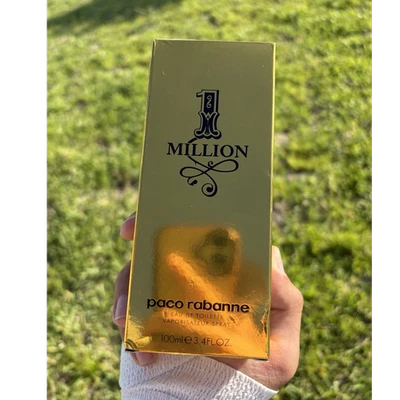 Paco Rabanne 1 Million Eau de Toilette Spray 100ml 3.4 fl oz - Image 1 of 4