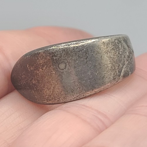 Vintage Chunky Silver Tone Ring Size 8 Signed TY - Picture 9 of 11