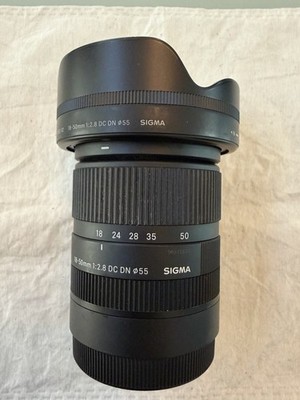 Sigma 18-50mm f/2.8 DC DN Contemporary Lens for Sony E-Mount - Great Condition!