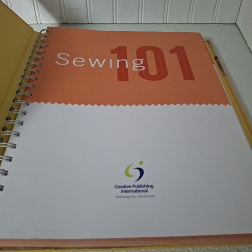 Sewing 101 : A Beginner's Guide to Sewing Editors of Creative Pub - Afbeelding 4 van 6
