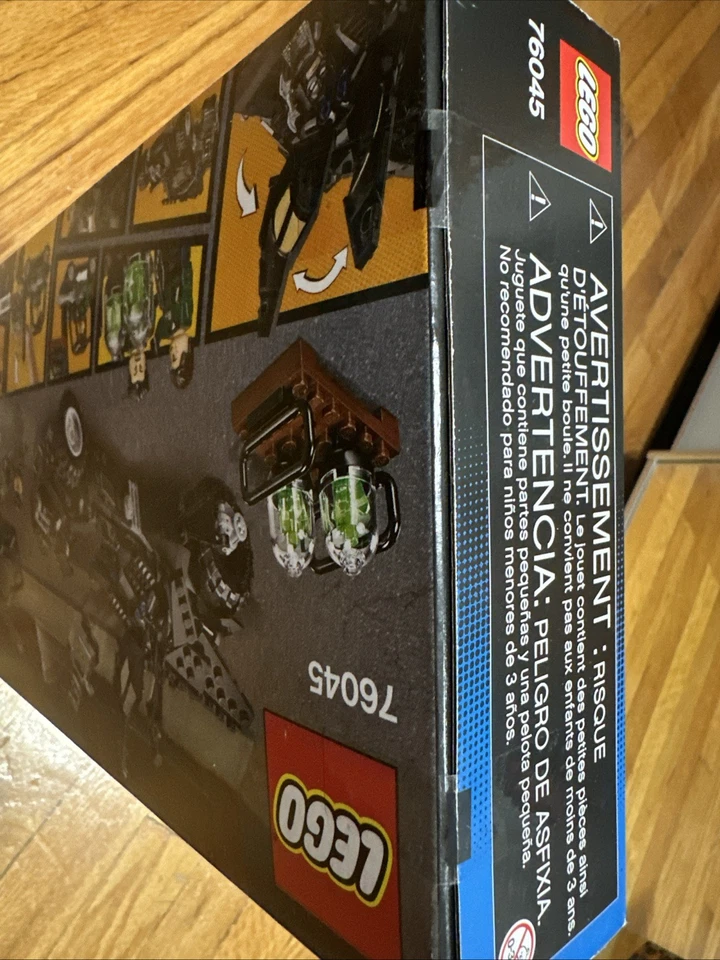 Brand New Factory Sealed Lego DC Super Heroes Kryptonite Interception 76045 - Image 3 of 4