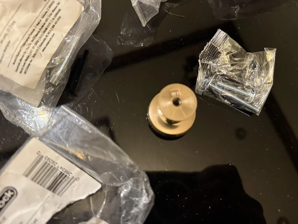 ENVÍO RÁPIDO - LOTE CANTIDAD 8 Amerock BP36793CZ Reconocido 1-1/4 Pulgadas Perilla Champagne Bronce Foto 3 de 4