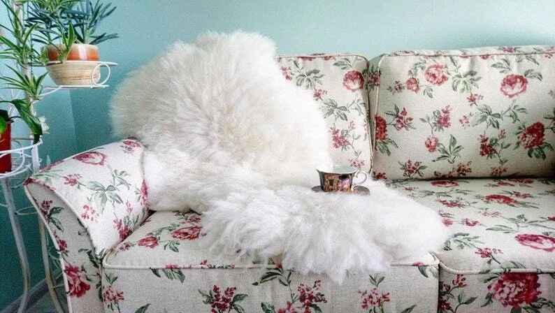 Alfombra blanca de piel de oveja natural embalaje ecológico marfil piel de oveja colcha de invierno  Foto 4 de 4