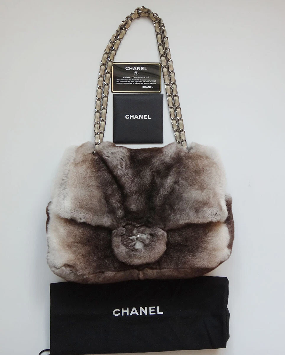 CHANEL Mouton Fur Real Fur Gray Shoulder Bag USED 0210M