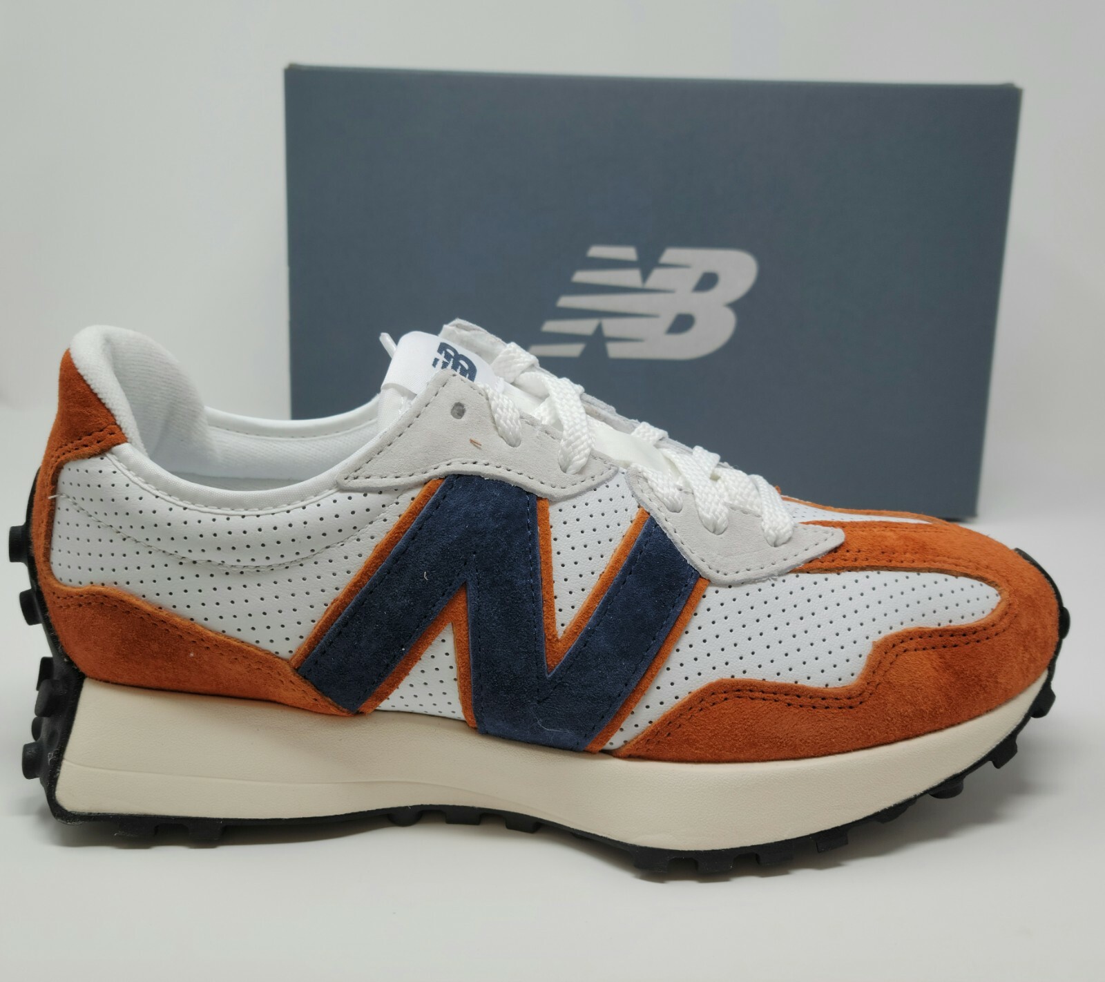 New Balance Men's 327 White Leather 