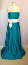 TURQOUISE STRAPLESS & WHITE BOW TRIM STRAPLESS LONG  EVENING/ BALL GOWN SIZE 14