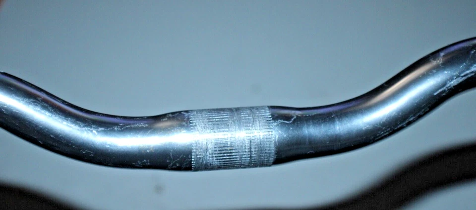 Manillar MTB 25,4 mm 525 mm 1,5" barra elevadora 6° curva plateada confort híbrido envío a EE. UU. Foto 3 de 4