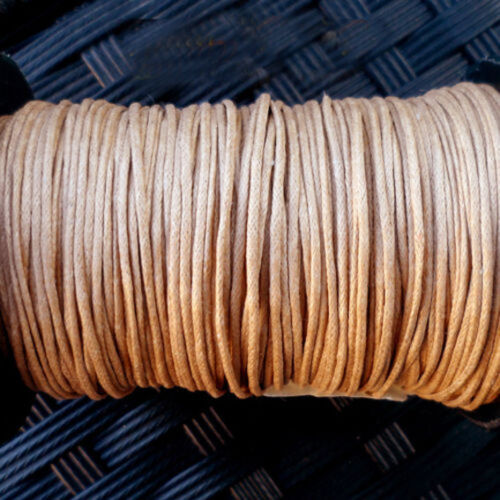 5 meters CAMEL Waxed Cotton Wire (Light Brown) - 1 mm thick - Picture 1 of 2