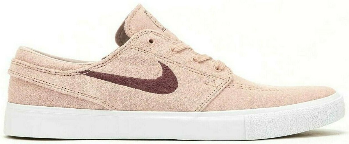 未使用　Nike SB Zoom Janoski RM 26.5ピンク/ブラック The Nike SB Zoom Janoski+ OG Lilac Releases August 12