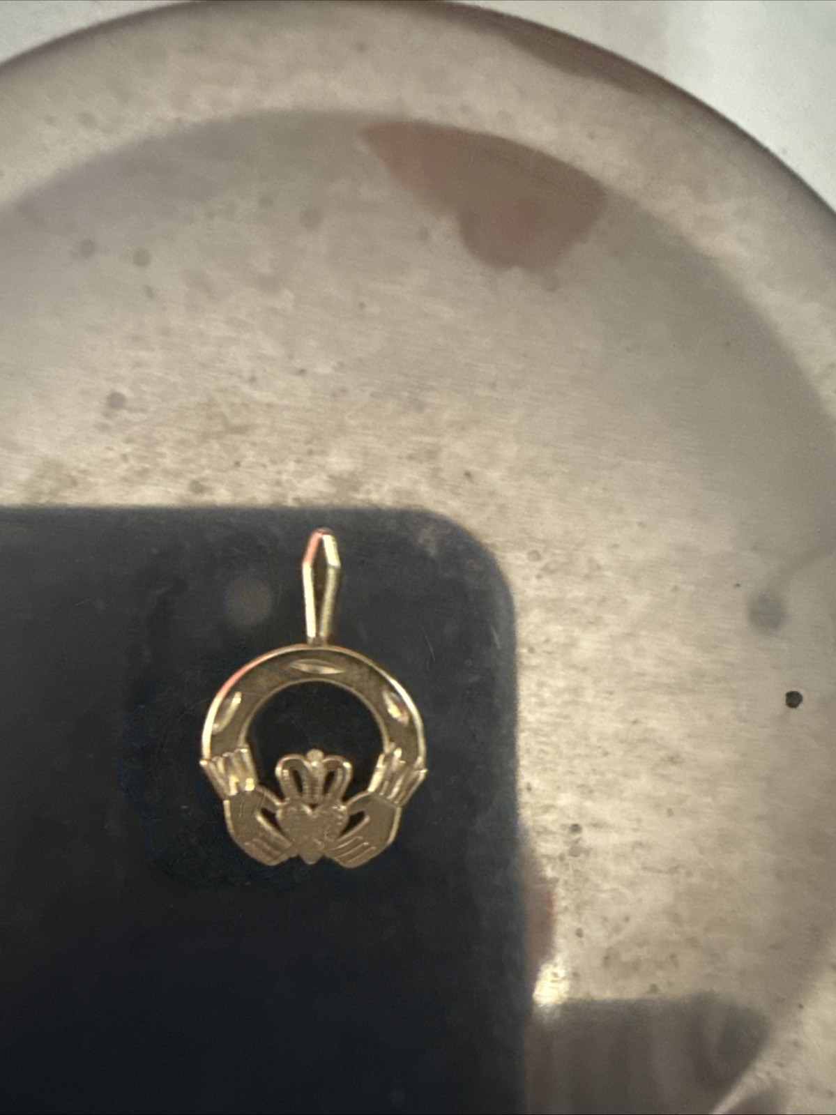 Irish Solid 14k Yellow Gold Claddagh Pendant Char… - image 15