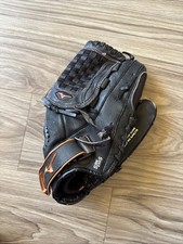 Mizuno GPP-1209 D3 Jenny Finch 12” Softball Glove Right Hand Throw Black