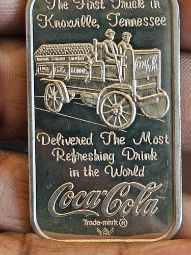 1977 Coca Cola Knoxville Tennessee World Wide Mint 1 oz .999 Fine Silver Bar