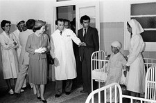 Queen Elizabeth II visits the victims of El Asnam earthquake in ho- Old Photo