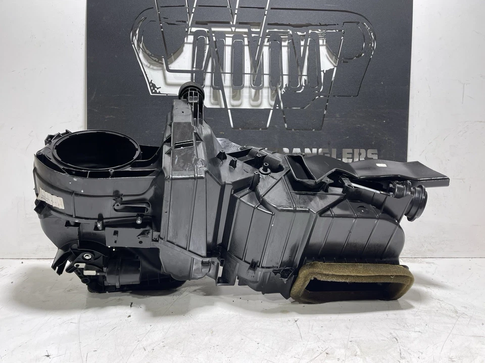 Обогреватель и кондиционер верхний и нижний корпус коробка только 02-06 Jeep TJ Wrangler 55037603AC - Изображение 2 из 4