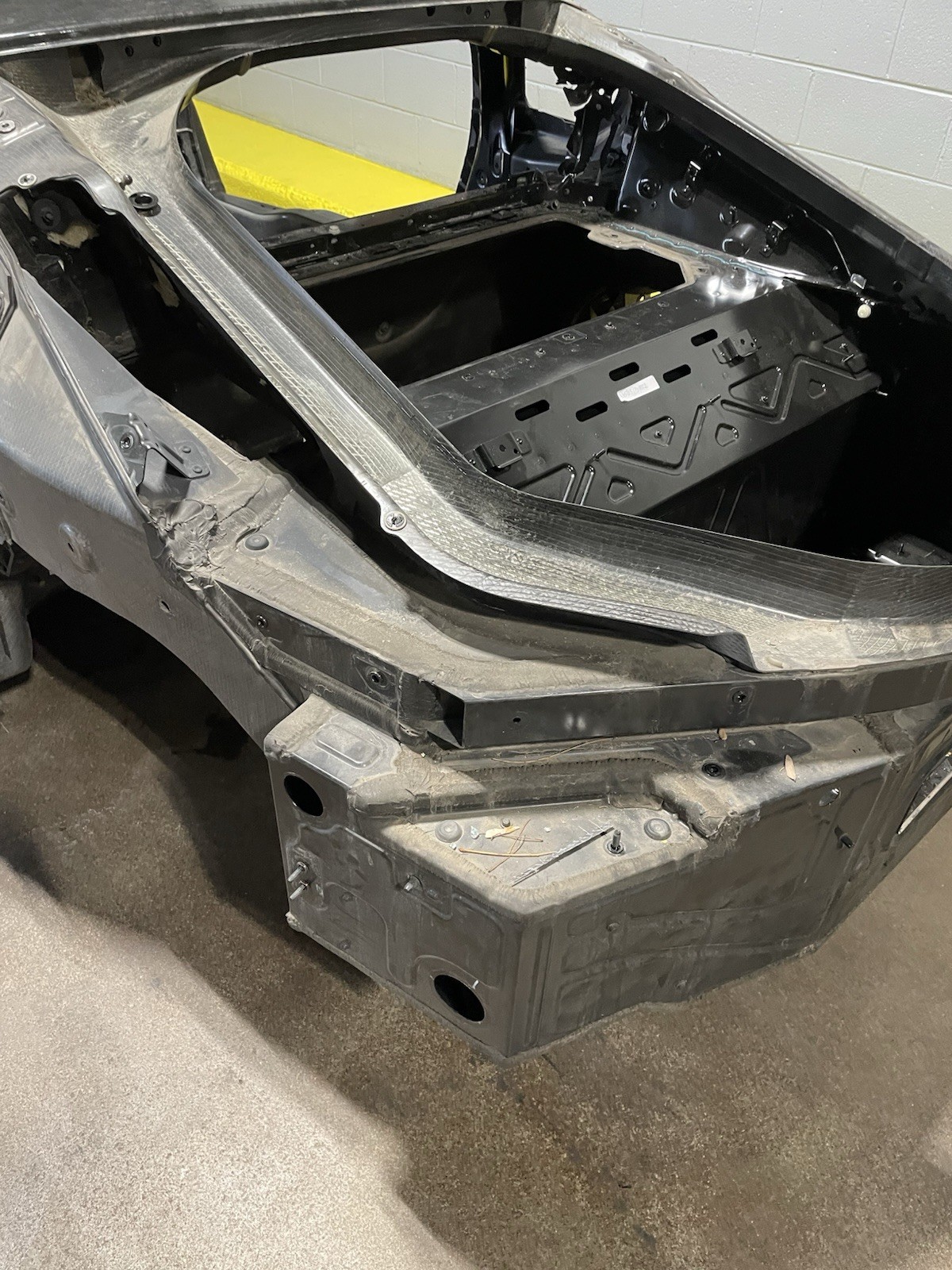2014-2020 BMW i8 I12 Rear Left Quarter Panel Body Carbon Structure Cut OEM