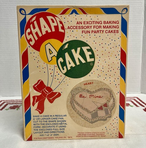 Vintage 1970’s “ Shape A Cake “ kit by Fox Run Craftsmen original box