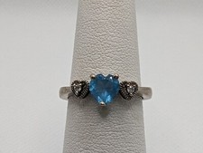 Vintage Sterling Silver 925 Heart shaped Topaz  CZ Ring Size 6.5