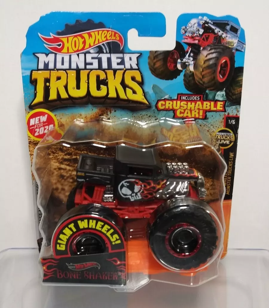 Hot Wheels Monster Trucks Bone Shaker with Crushable Car New Sealed GJG98