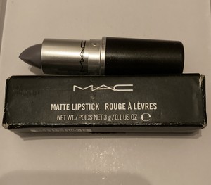 mac lightly charred lipstick