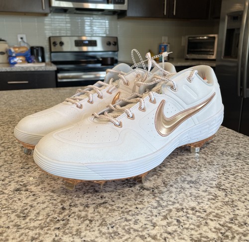 nike alpha elite cleats