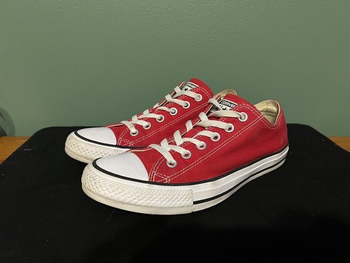 red converse 7.5