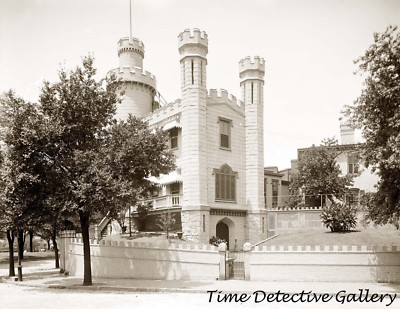 Pratt's Castle, Richmond, Virginia - 1910 - Historic Photo Print