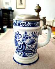 WMF BIERSEIDEL BIERKRUG MIT ZINNDECKEL ZWIEBELMUSTER O.5 LITER PORZELLAN