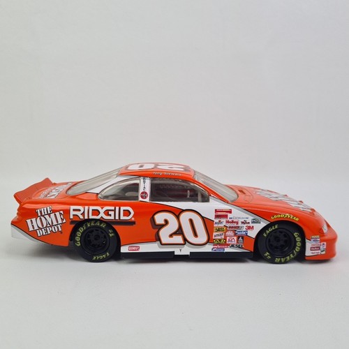 ๐จ Action Nascar 1:24 Scale Die Cast Car Pontiac Home Depot Tony Stewart #20 - Picture 4 of 10