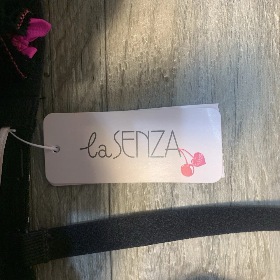 Sujetador Balconete La SENZA Perfectly Me Lunares Encaje Rosa Negro Nuevo con Etiquetas 32 D Foto 4 de 4