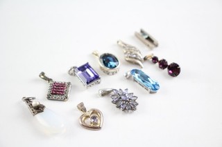 Sterling Silver Pendants Opalised Glass Gemstone Cluster Trilogy x 10 18g