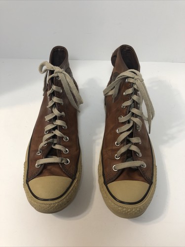 chuck taylor leather brown