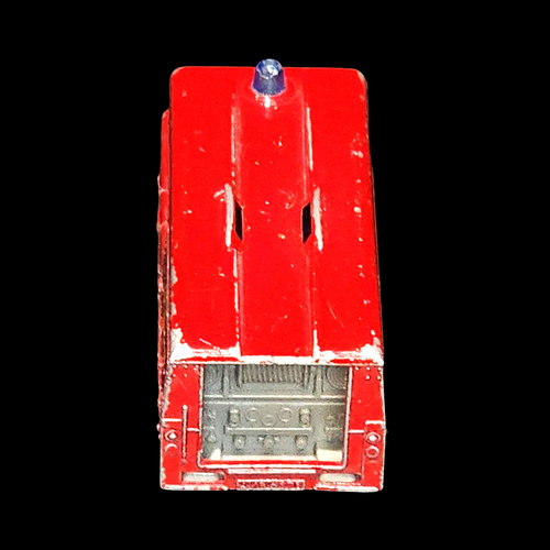 Vintage Lesney Matchbox No. 57 Red Land Rover Fire Truck *Missing Ladder - Picture 4 of 6