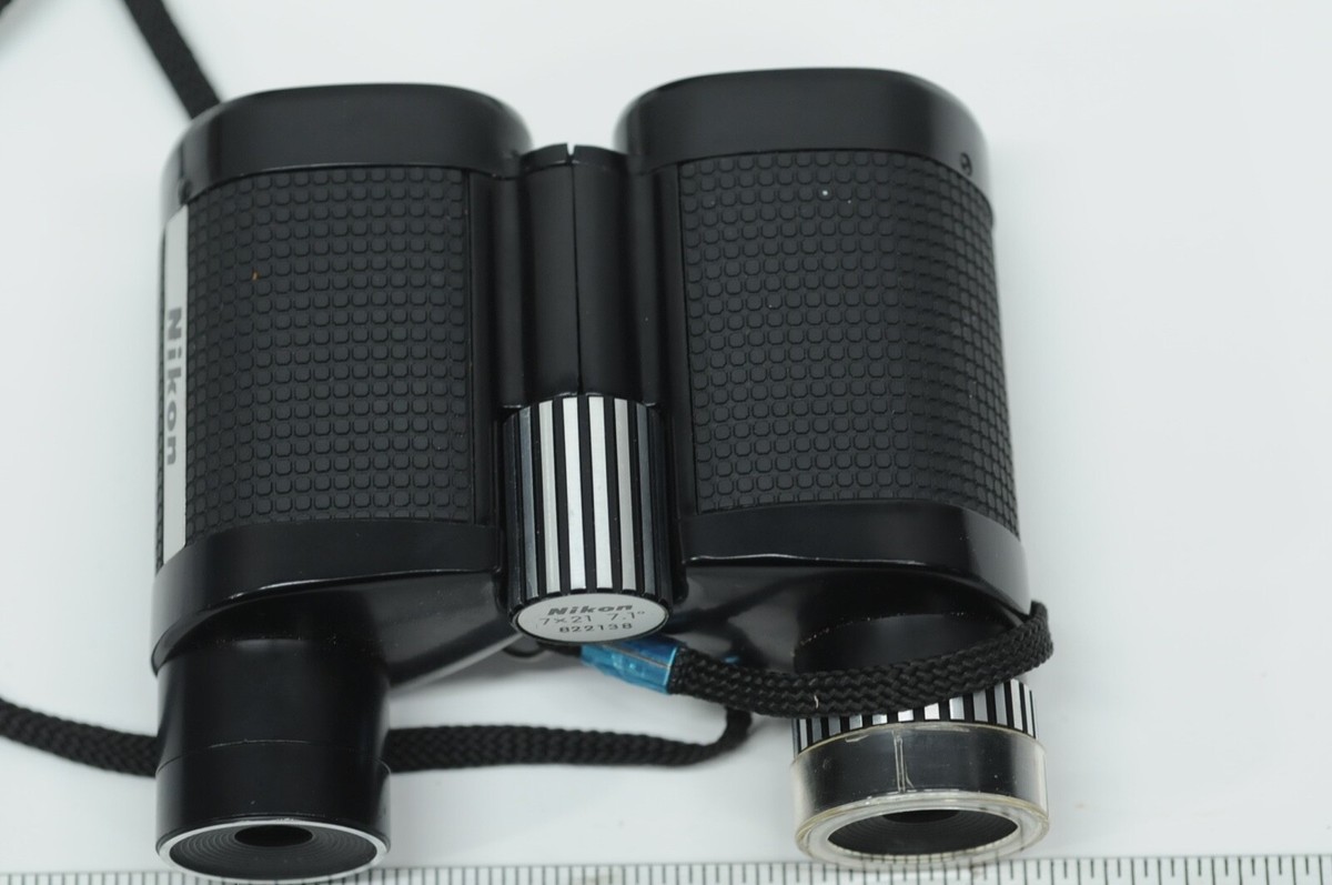 Vintage Compact Nikon Binoculars 7x21 7.1 Degrees w/ Strap