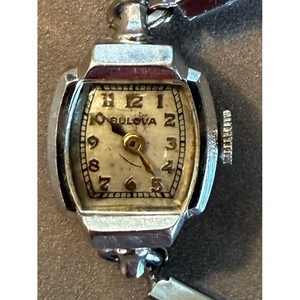 Vintage 1947 Bulova 17J Ladies Manual Wind Watch 10K Gold Filled Running