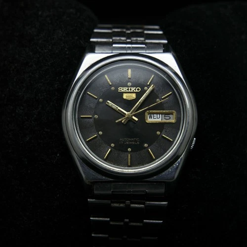 Vintage 1988 Seiko 5 Automatic 7009-876J Day Date Stainless Steel Japan Watch