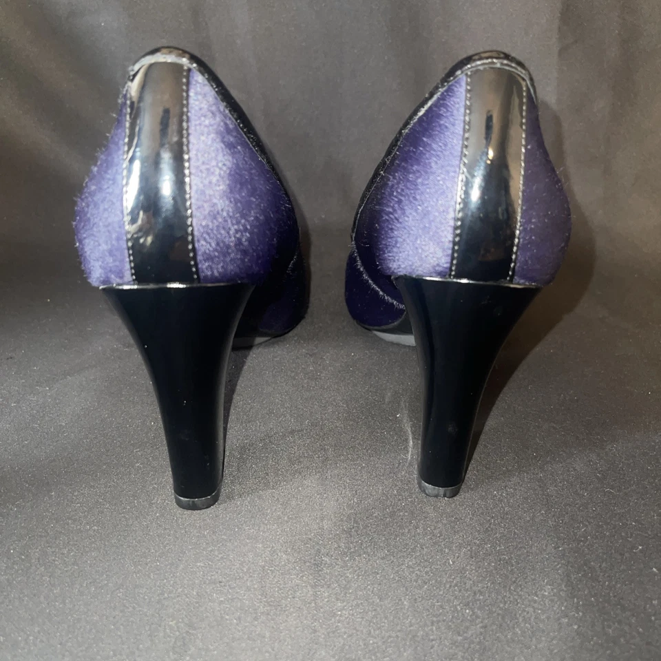 Pelo de becerro púrpura Me Too Petal 9 para mujer talla Tacones de bomba 6M Foto 4 de 4