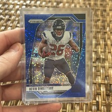2024 Panini Prizm Blue Sparkle Devin Singletary /96 #213