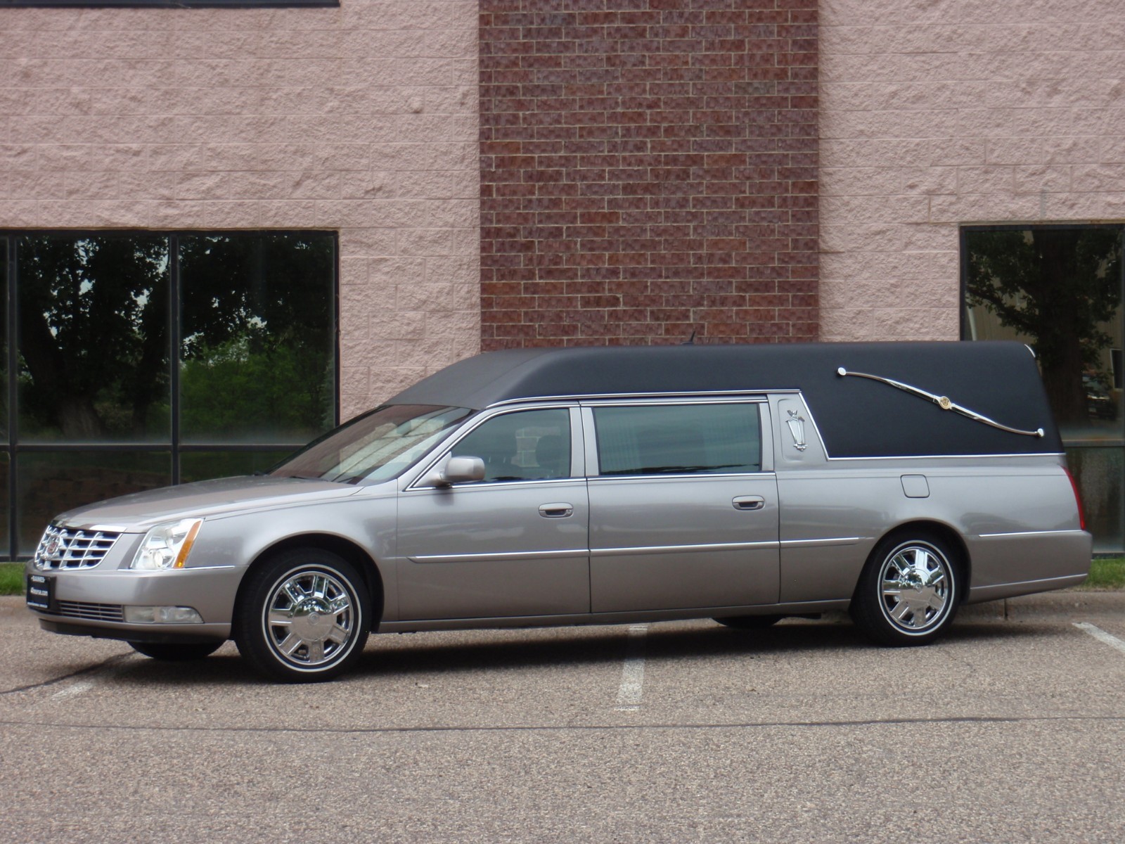 2006 Cadillac DTS Hearse