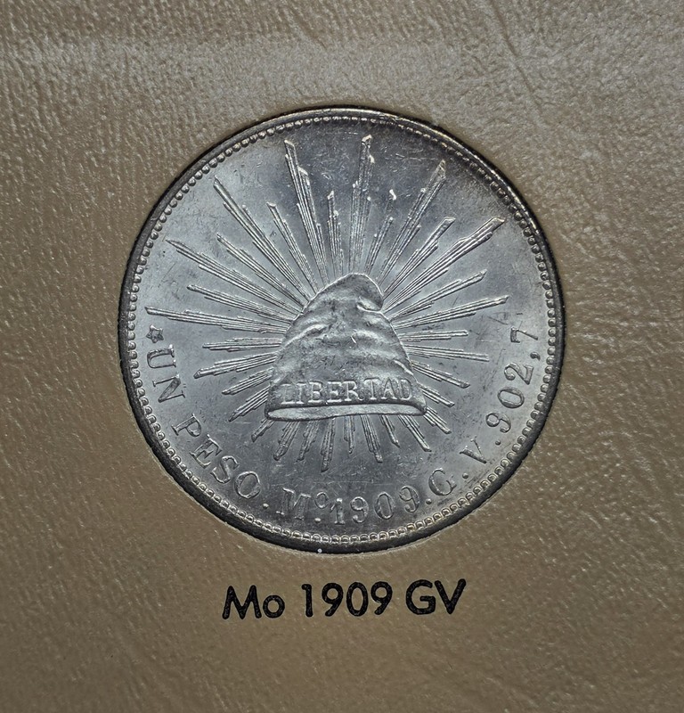 1909 MO GV MEXICO Silver PESO Cap and Rays LIBERTAD Coin