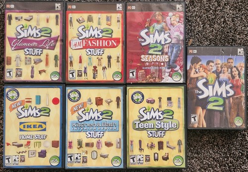 LOTE DE EXPANSIÓN DE JUEGOS SIMS de 2 paquetes de CD clasificados T 7 VER fotos hogar cocina estilo  - Imagen 1 de 5