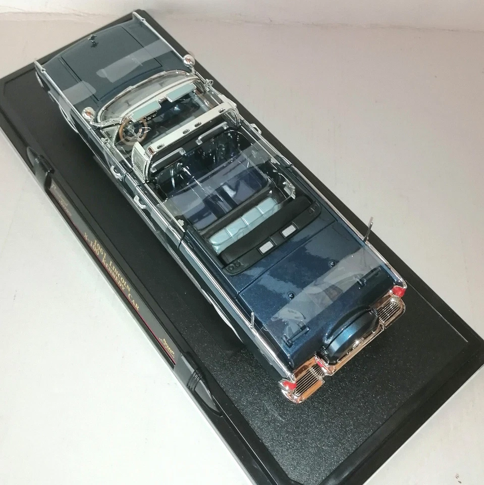 LINCOLN X-100 KENNEDY CAR 1961 ROAD LEGENDS SCALA 1/24 REF.24048 - Immagine 4 di 4