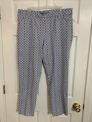 Sharagano Ladies Summer Pants, Size 16, Blue/White Pattern