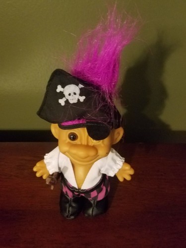 VINTAGE RUSS TROLL quotPIRATEquotPINK HAIR 6quot EUC