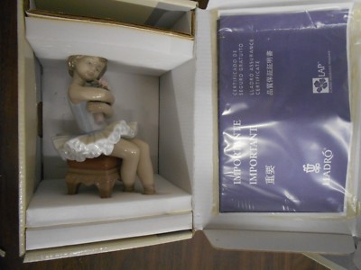 LLADRO FIRST PERFORMANCE #6763 PRIVATE COLLECTION RETIRED ISSUED
